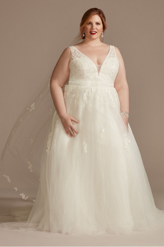 Embroidered Plus Size Tulle Skirt Wedding Dress  8CWG888