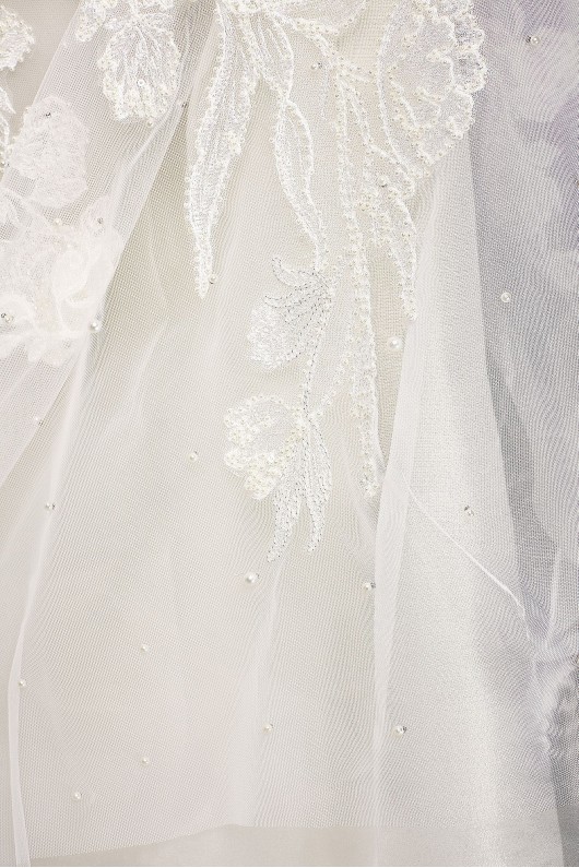 Pearl-Detailed Lace Mermaid Wedding Dress  CWG815