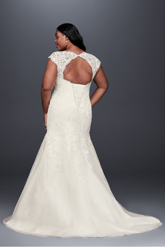 Scalloped Lace Trumpet Plus Size Wedding Dress  Collection 9WG3898