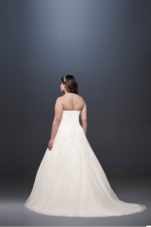 Soft Tulle Plus Size Wedding Dress with Leaf Lace  Collection 9OP1338