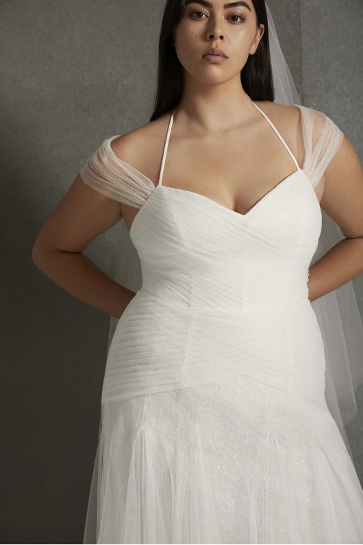 Halter Plus Size Wedding Dress 8VW351510