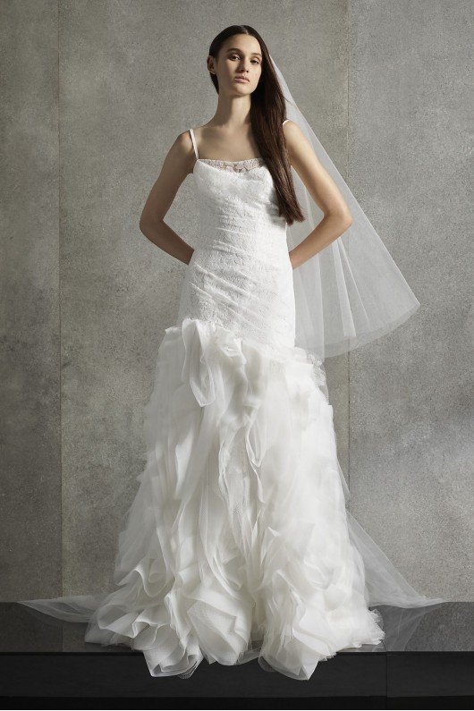 Lace Flange Wedding Dress VW351506
